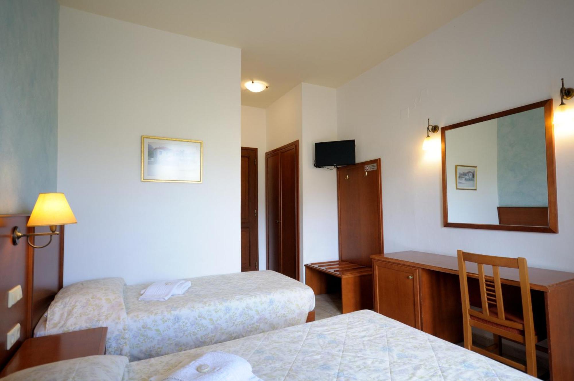 Hotel Marina Village Sitia  Rum bild